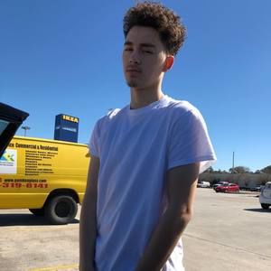 Meet your Posher, Daniel